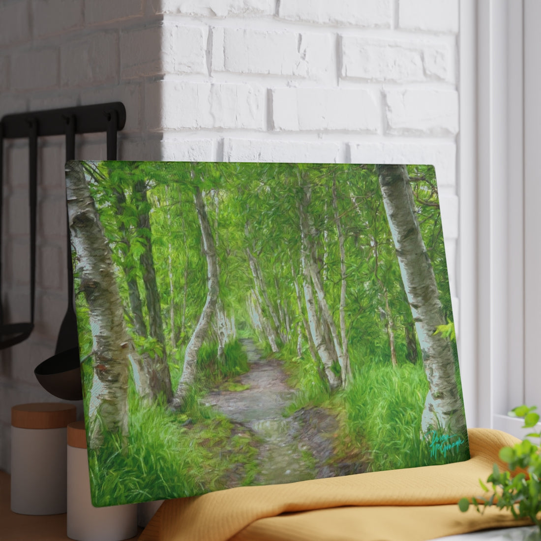 Dive into Deep Forest Bliss with Our Forest Green Glass Cutting Board: Embrace Wellness through Nature-Inspired Culinary Adventures