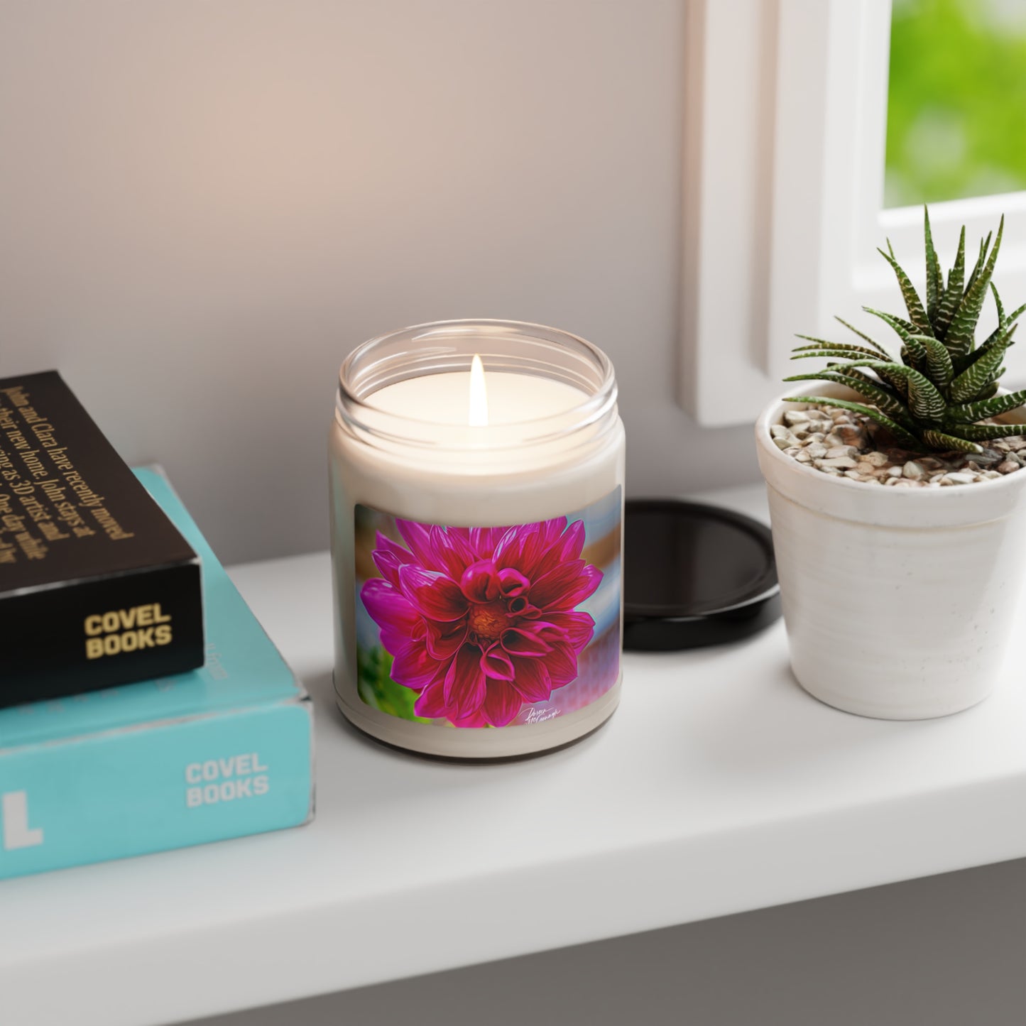 Experience the Pure Essence of Nature with the Dahlia Bloom Scented Soy Candle by Enjoy Nature