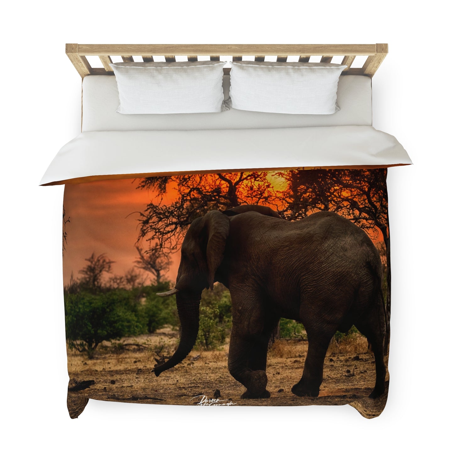 Enjoy Nature Spirited Elephant Silhouette at Sunset Duvet Cover