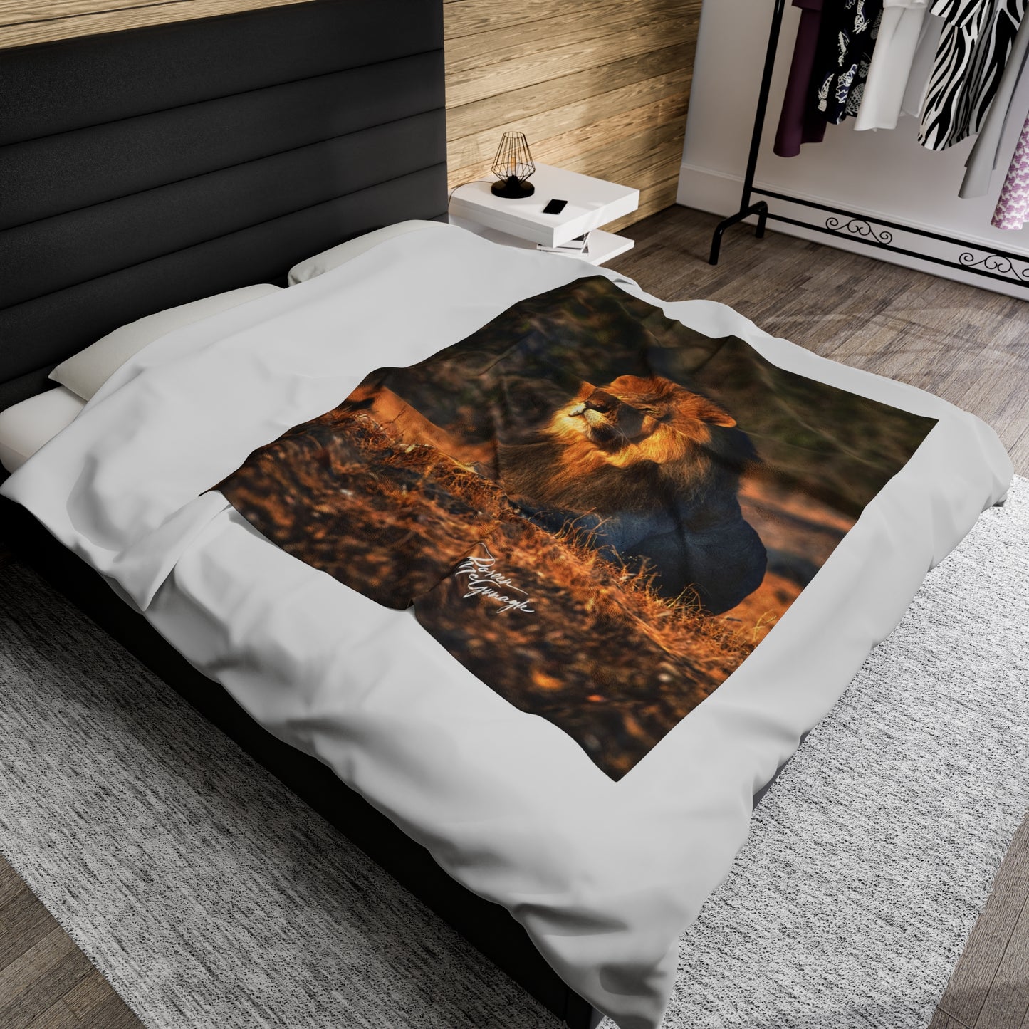 Velveteen Plush Blanket with Lion King of Jungle by Enjoy Nature