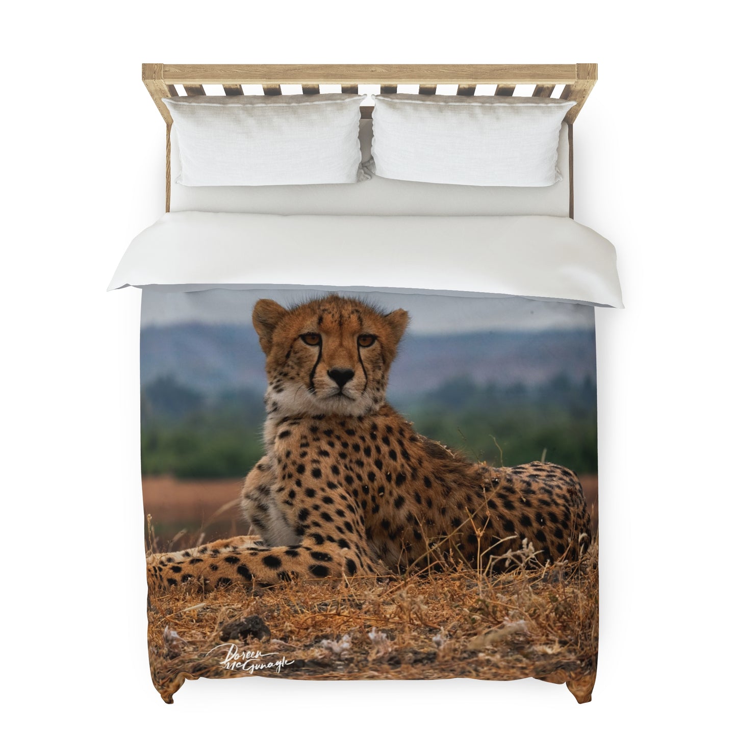 Enjoy Nature Cheetah Portrait Duvet Cover