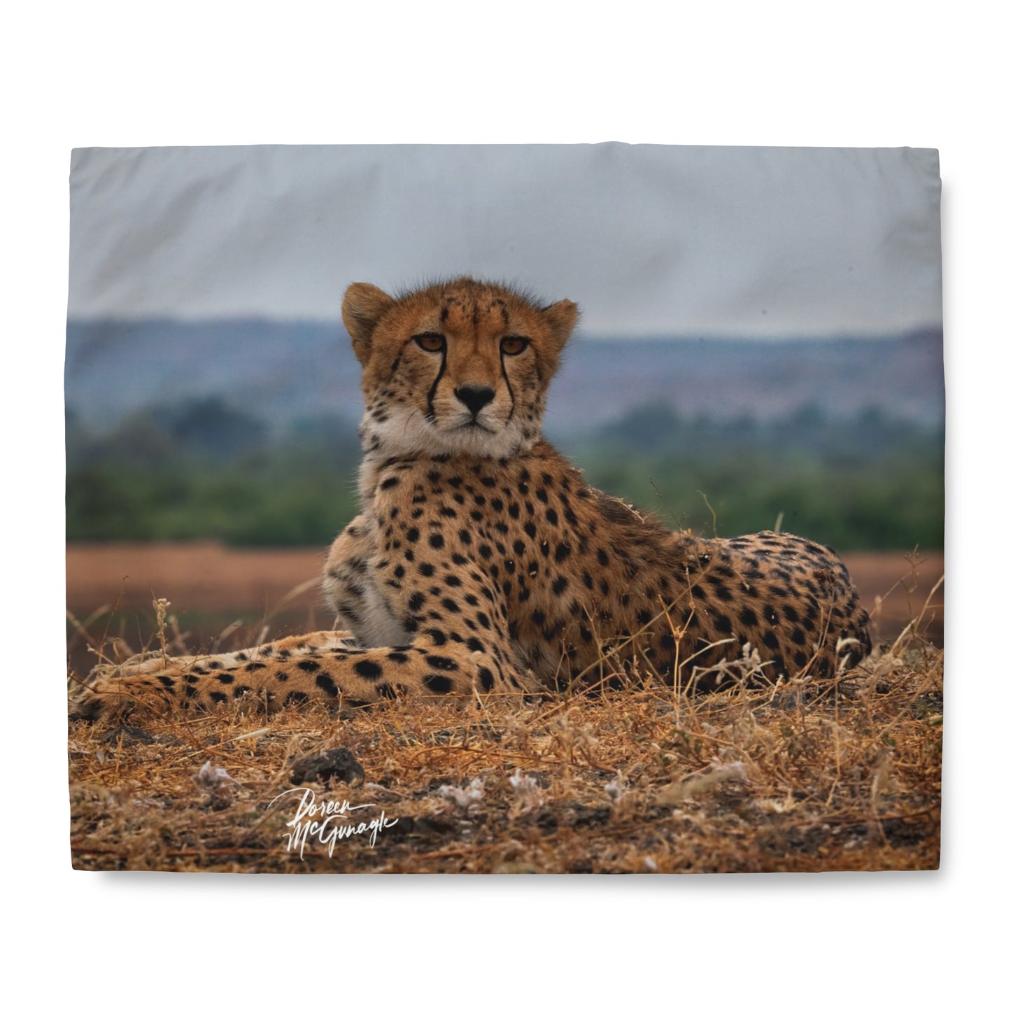 Enjoy Nature Cheetah Portrait Duvet Cover