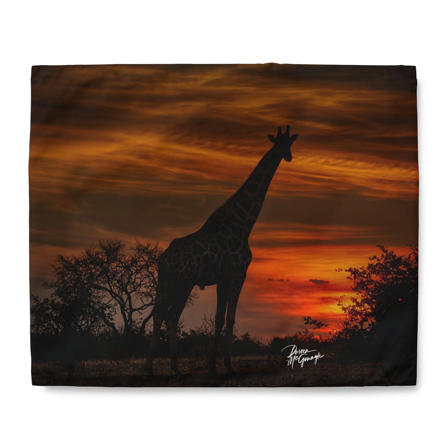 Enjoy Nature Forest Giraffe Silhouette at Sunset Duvet Cover