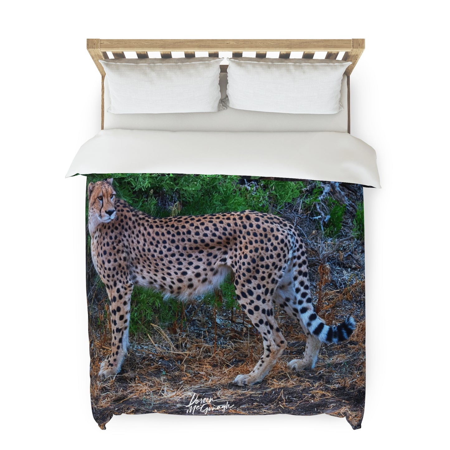 Enjoy Nature Cheetah Stand Duvet Cover